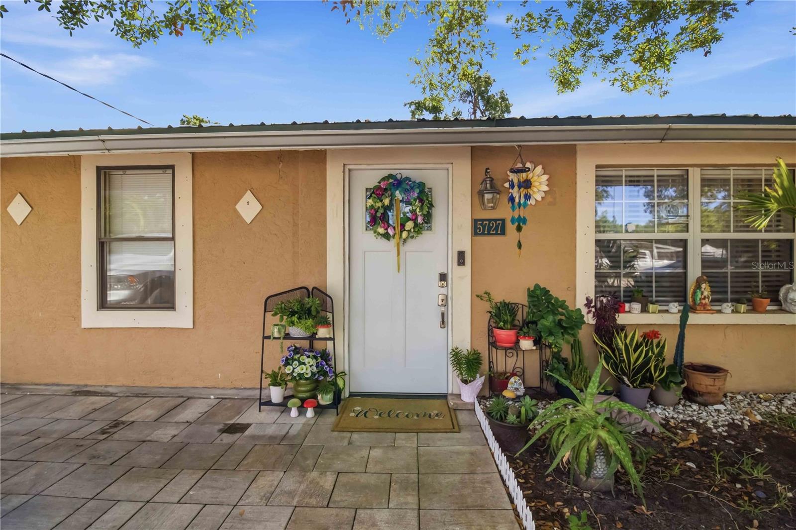 3321; PRIDE PARK AREA MF E OF 9TH ST E - Residential