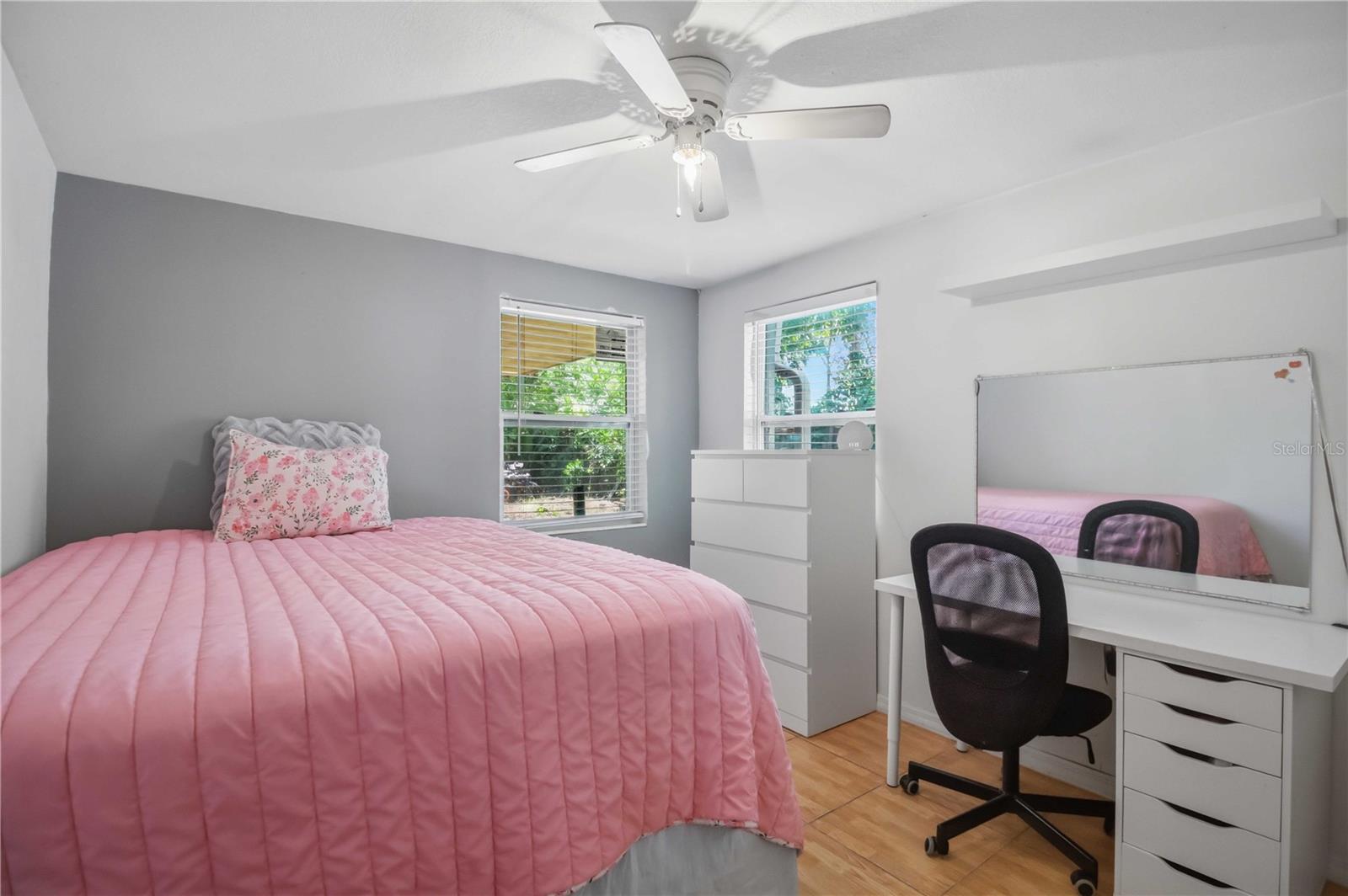 3321; PRIDE PARK AREA MF E OF 9TH ST E - Residential