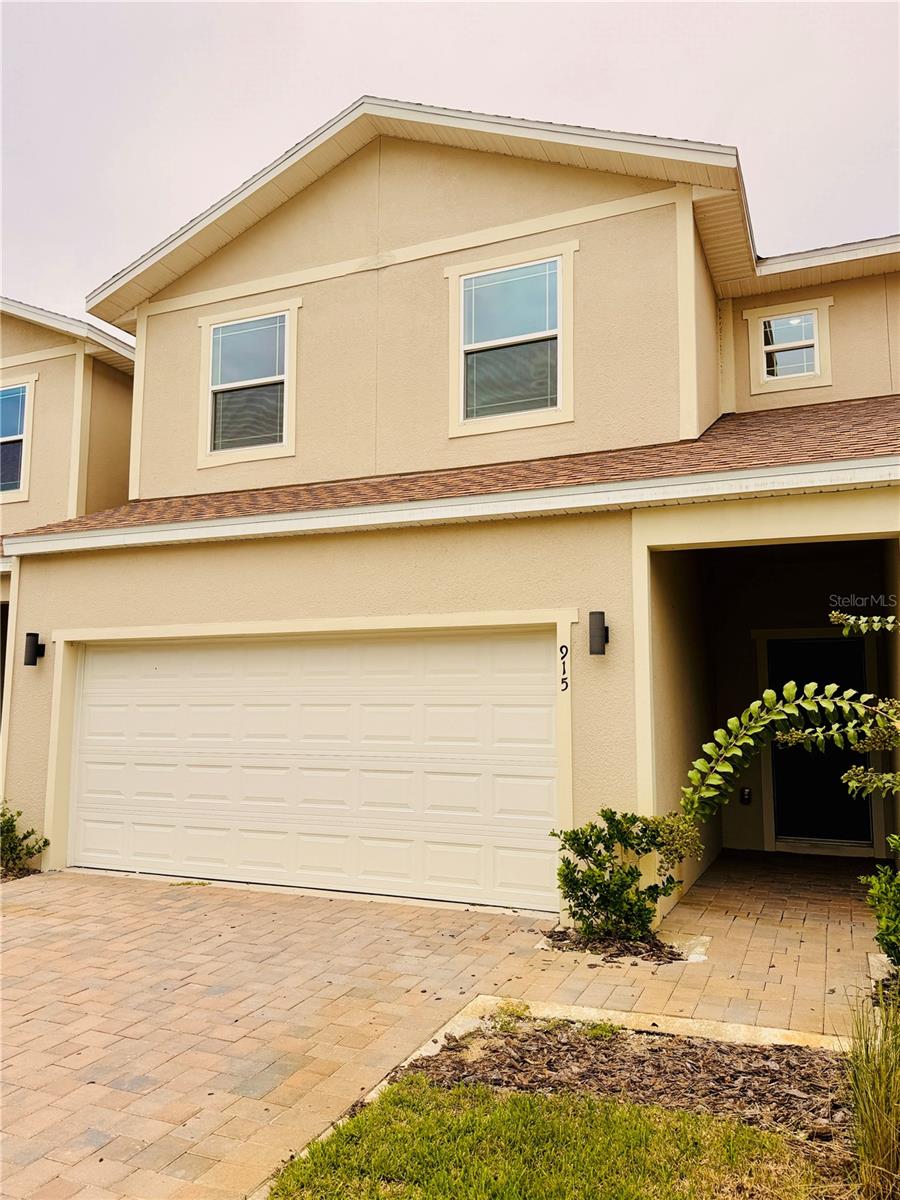 Photo of 915 Lakefront Village Drive, Clermont, FL 34711 (MLS # O6447039)