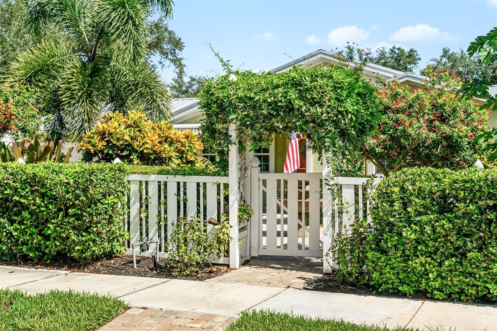 1907 MAGNOLIA STREET
