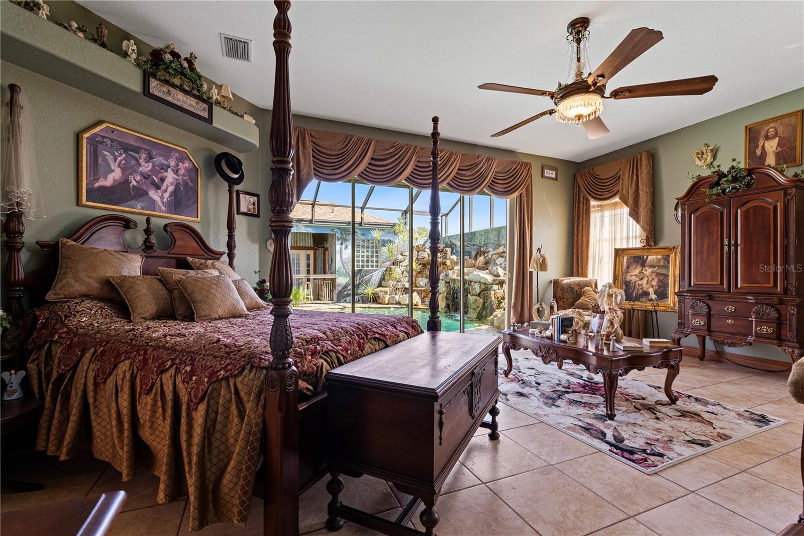 FOX HOLLOW - Residential