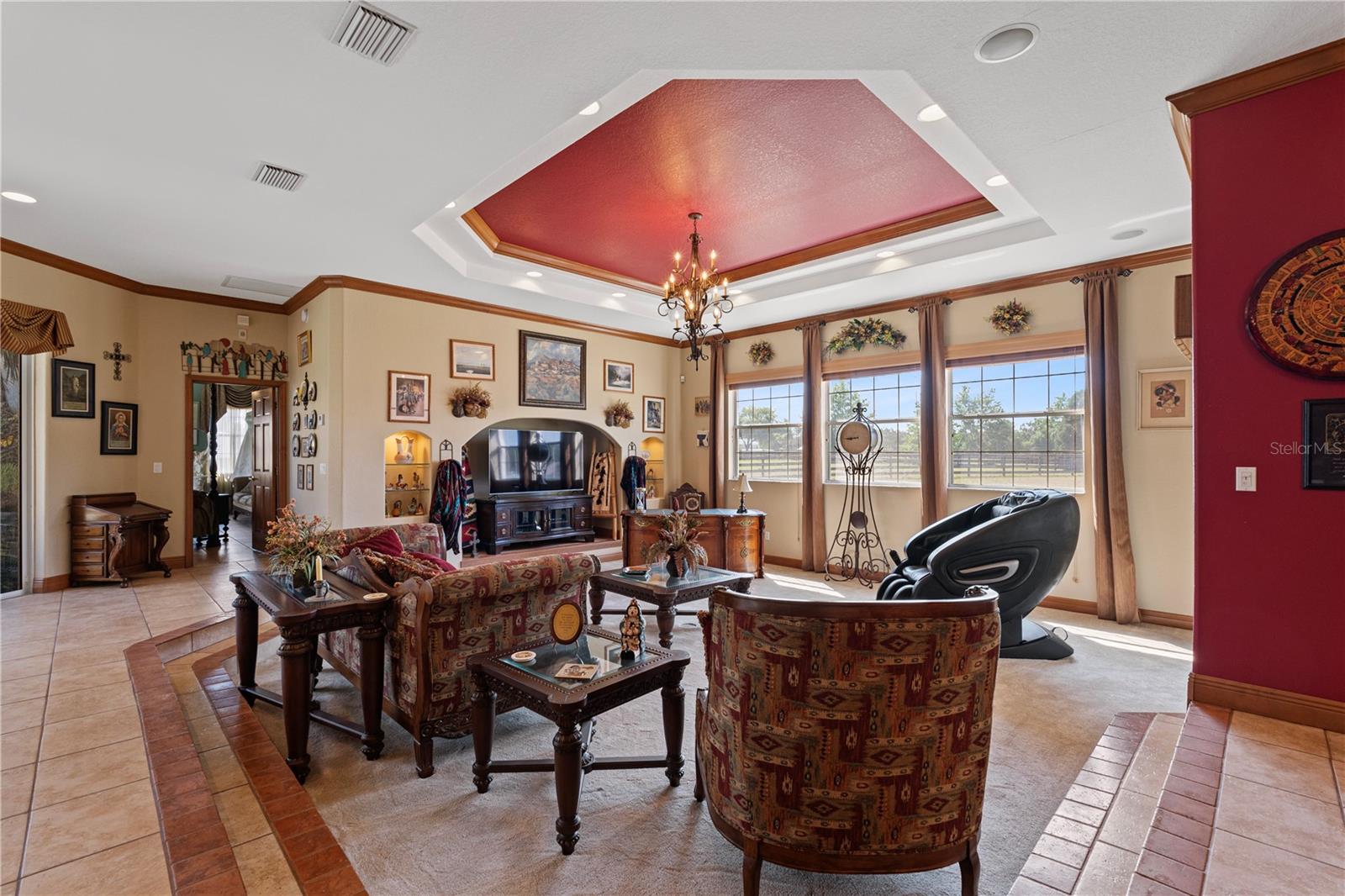 FOX HOLLOW - Residential