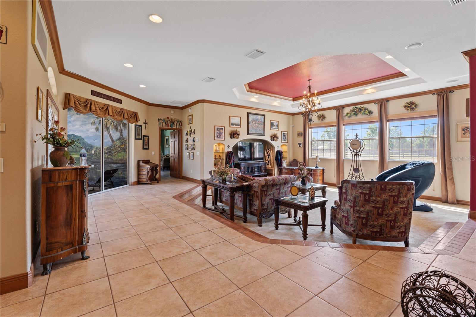 FOX HOLLOW - Residential