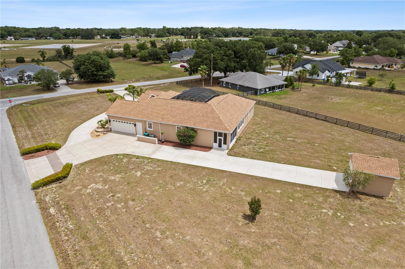 FOX HOLLOW - Residential