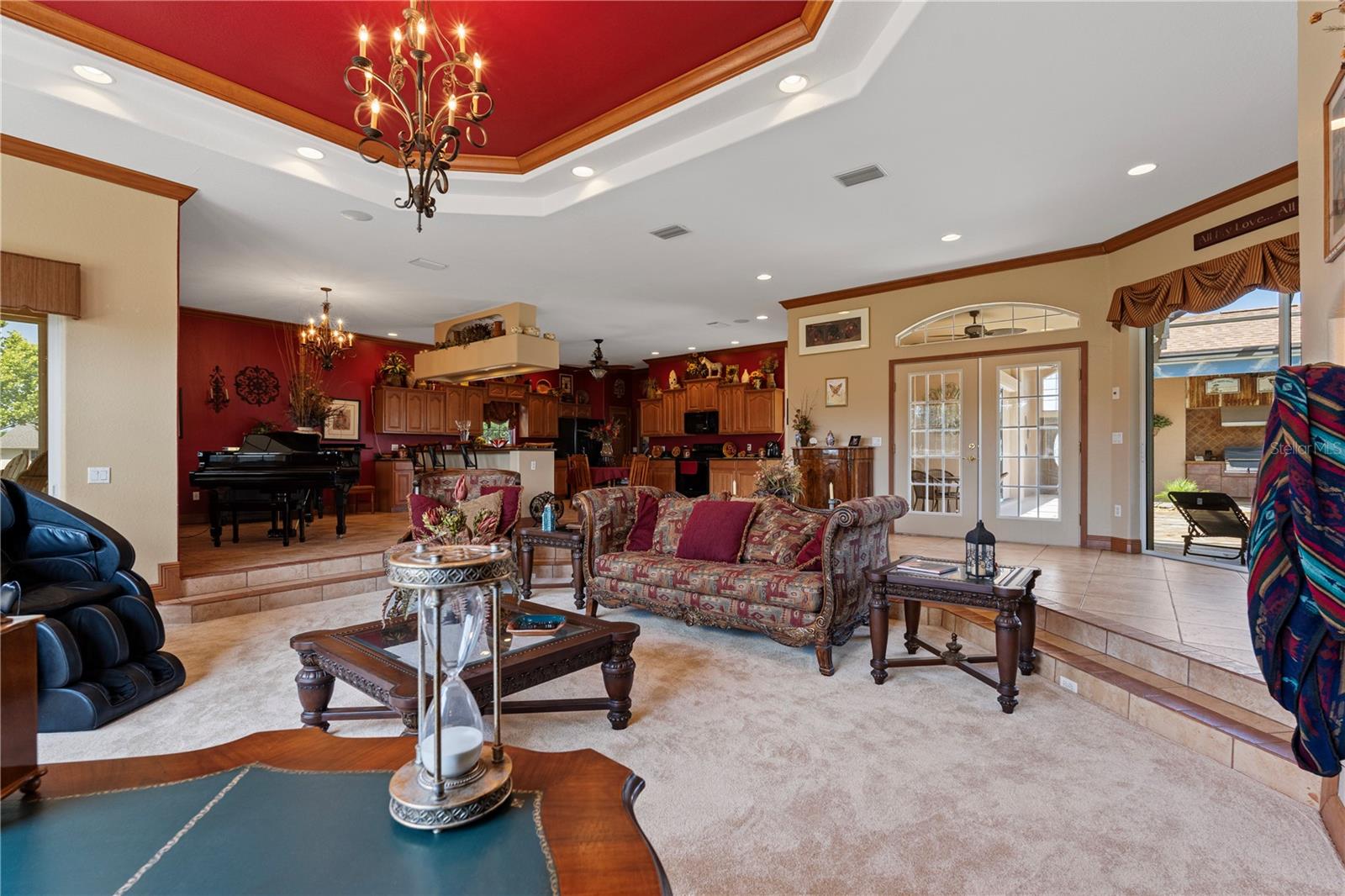 FOX HOLLOW - Residential