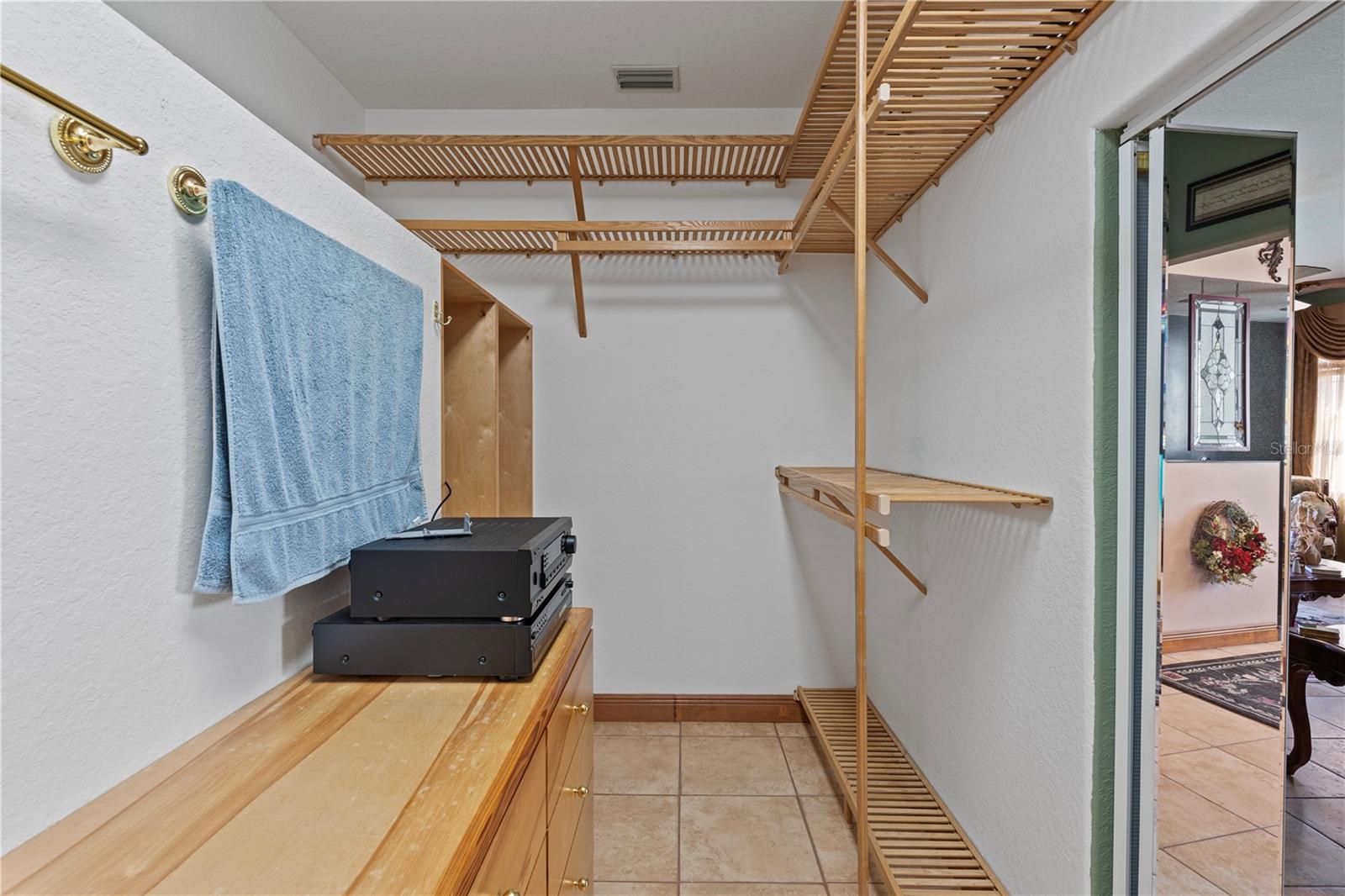 FOX HOLLOW - Residential