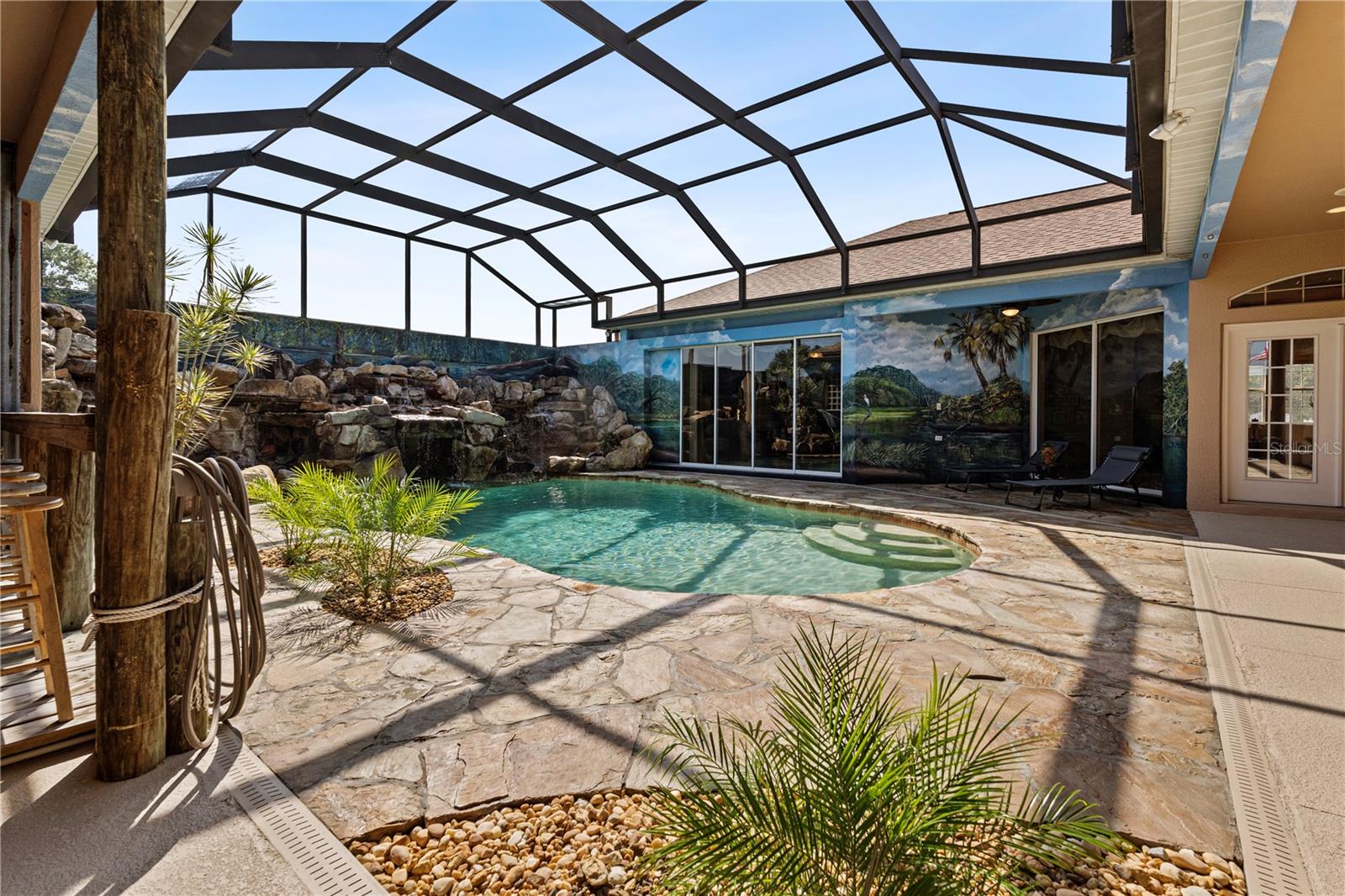 4725 COUNTY ROAD 121D