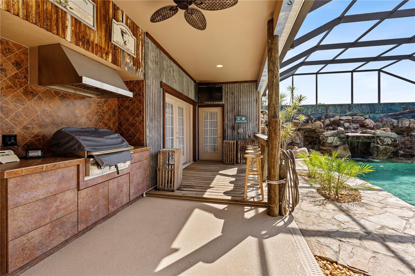 FOX HOLLOW - Residential