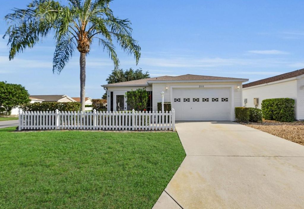 Photo of 2111 Thornton Terrace, The Villages, FL 32162 (MLS # G5098641)