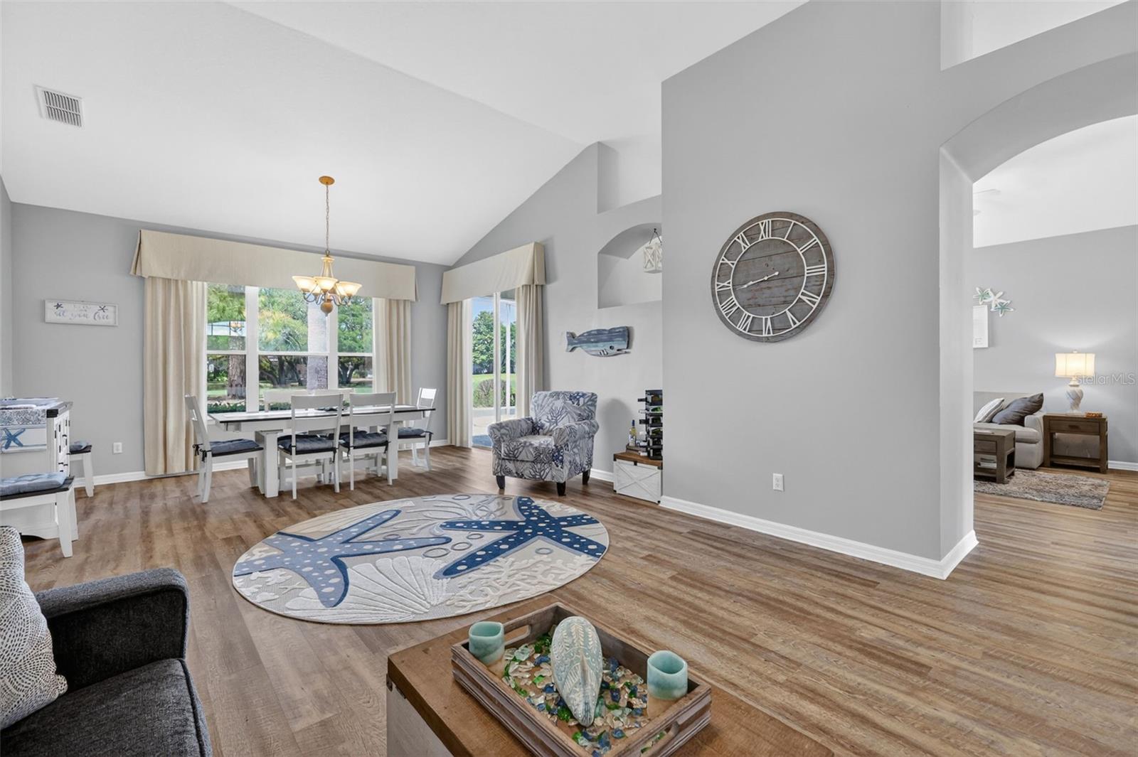 MT DORA COUNTRY CLUB MT DORA PH 03-3 PCLS A B - Residential
