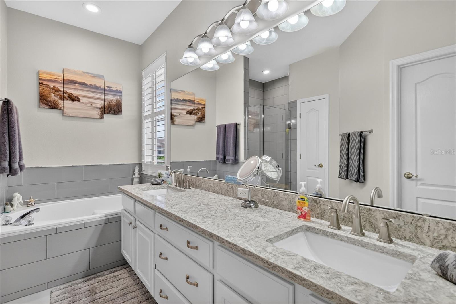 MT DORA COUNTRY CLUB MT DORA PH 03-3 PCLS A B - Residential