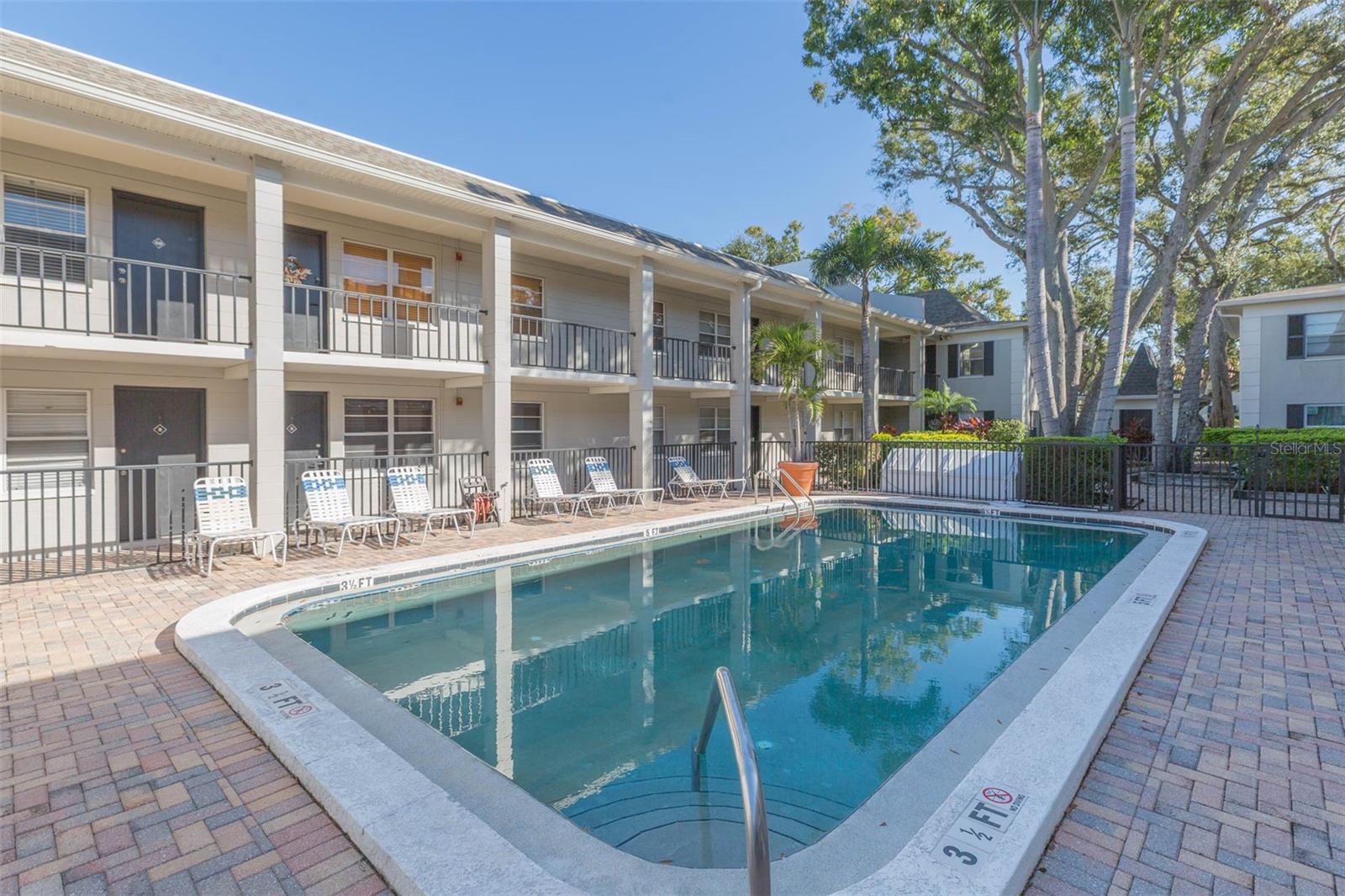 BAYSHORE LANDINGS A CONDOMINIUM - Residential