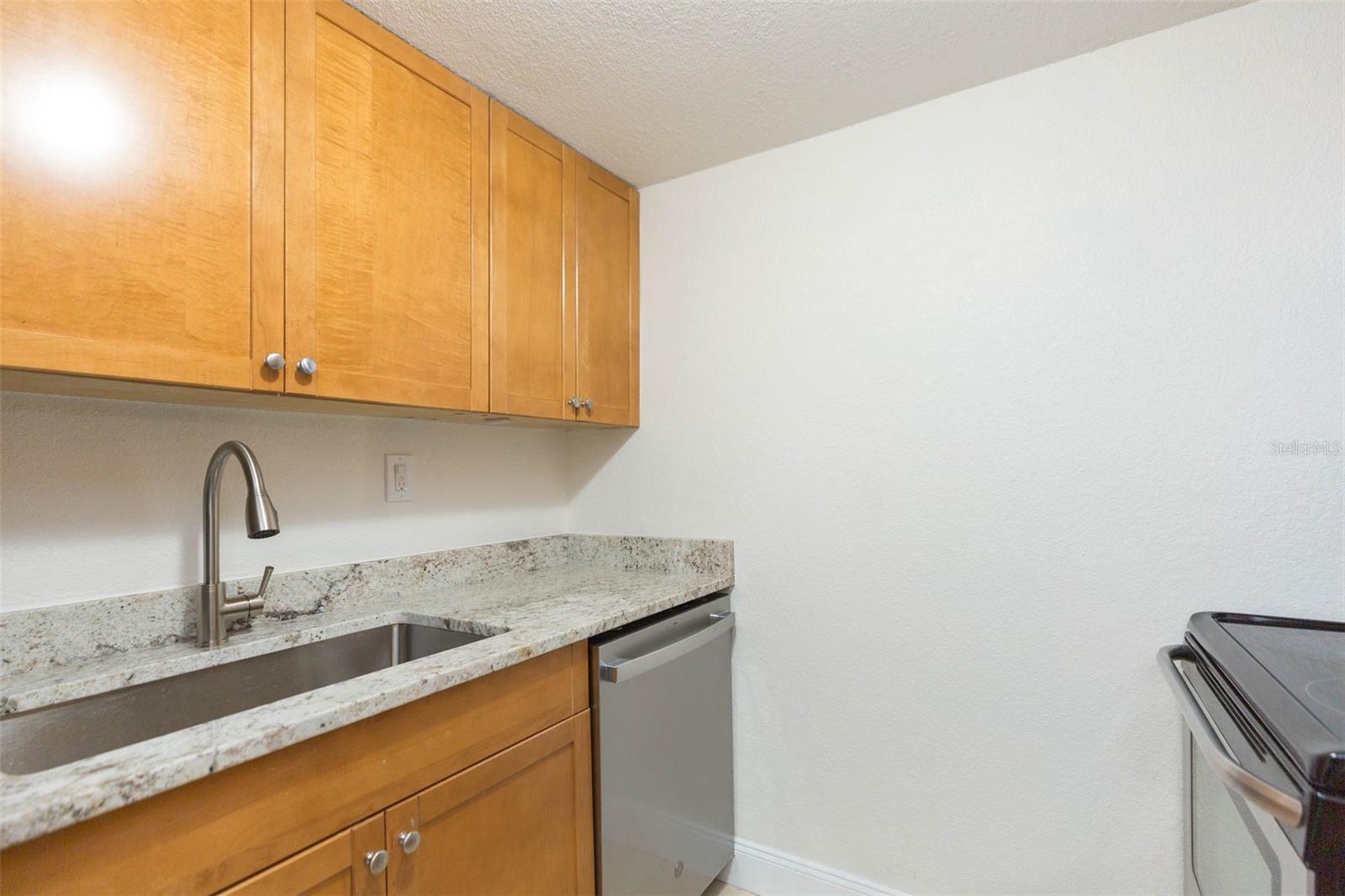 BAYSHORE LANDINGS A CONDOMINIUM - Residential