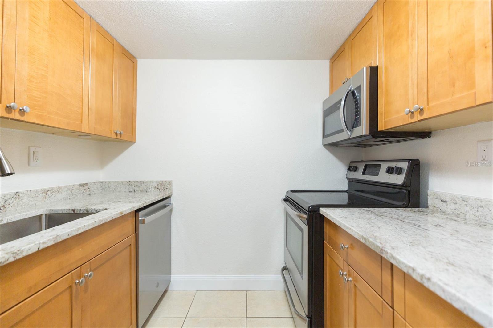 BAYSHORE LANDINGS A CONDOMINIUM - Residential