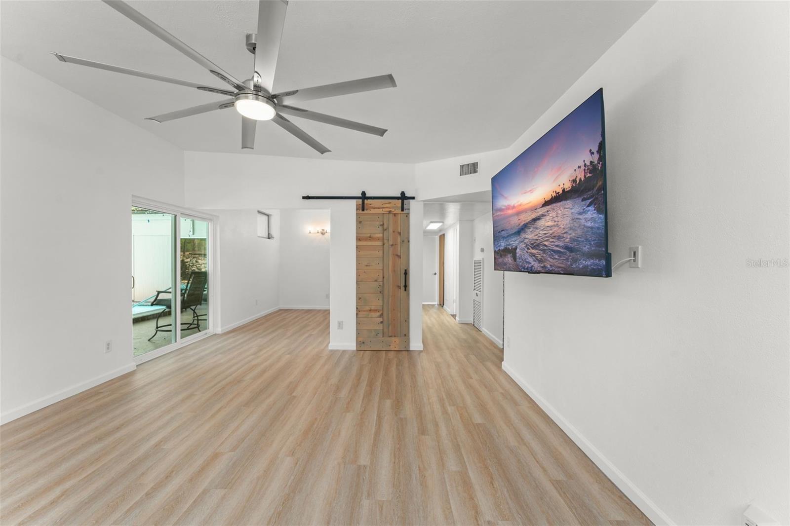 7712 HOOSIER PLACE