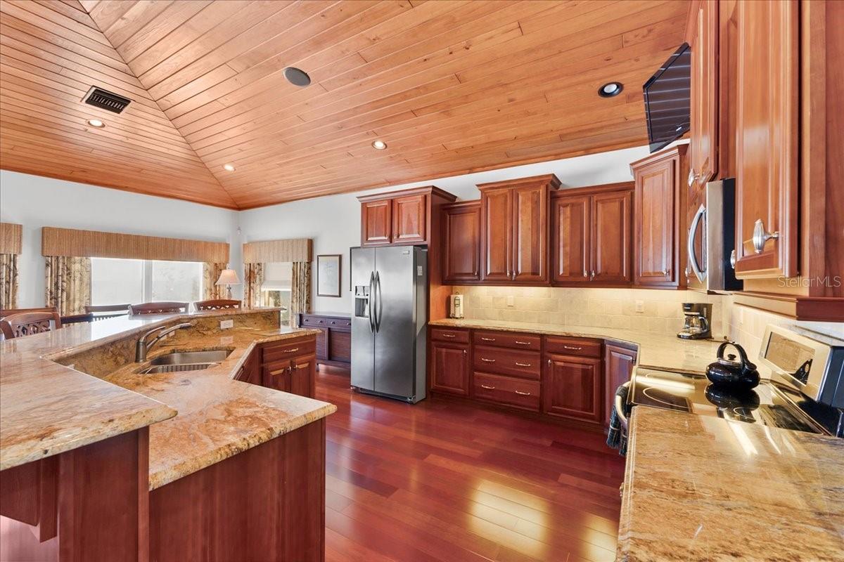 660-UNCORPORATED SILVER SANDS - Residential