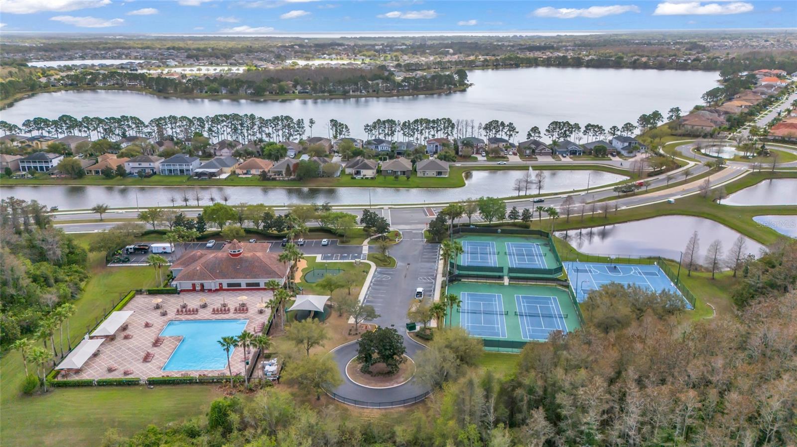 WYNDHAM LAKES ESTATES - Residential