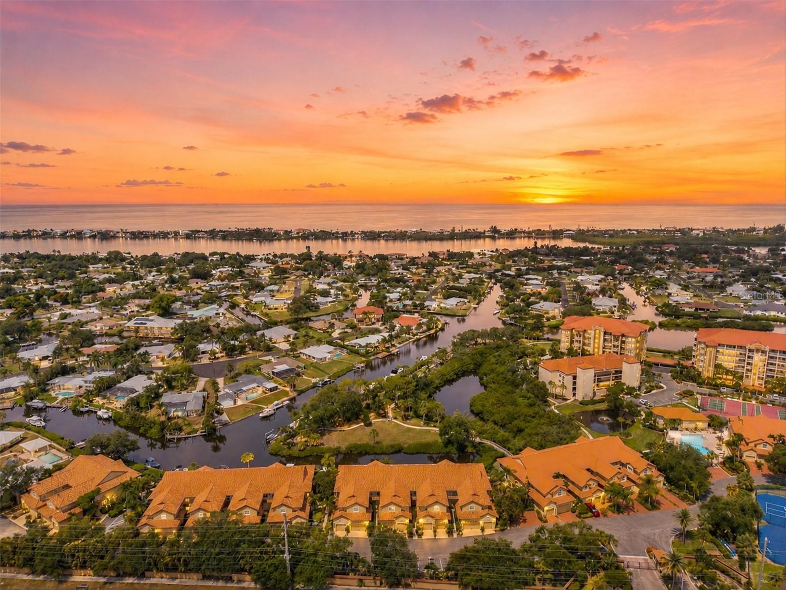 2309 JESSIE HARBOR DRIVE 2402