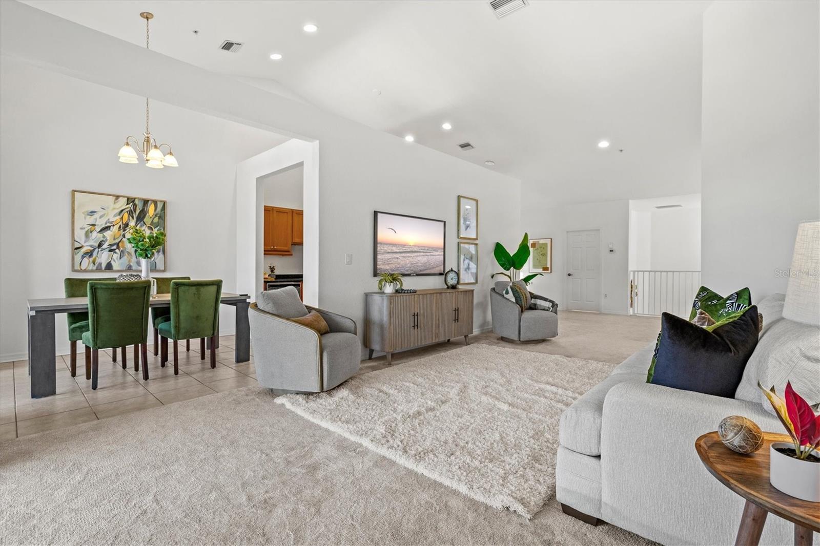 2309 JESSIE HARBOR DRIVE 2402