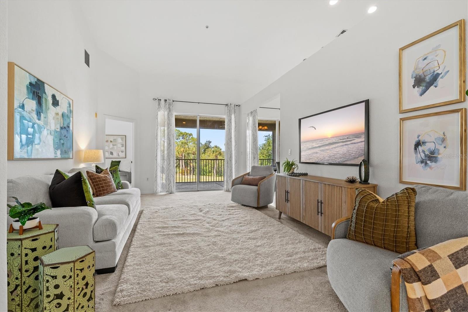2309 JESSIE HARBOR DRIVE 2402
