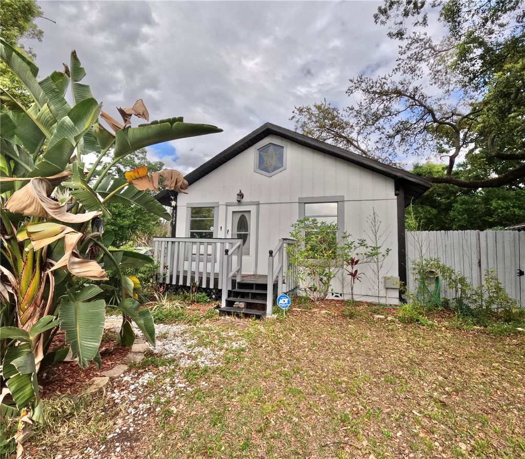 Photo of 7309 N Huntley Avenue, Tampa, FL 33604 (MLS # TB8496846)