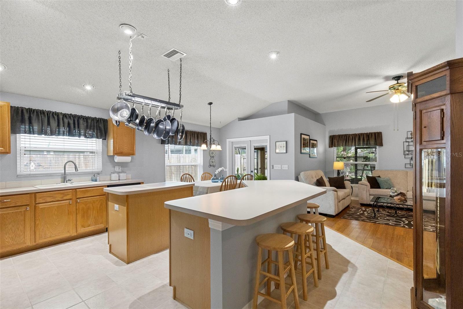 1552 SCOTCH PINE DRIVE
