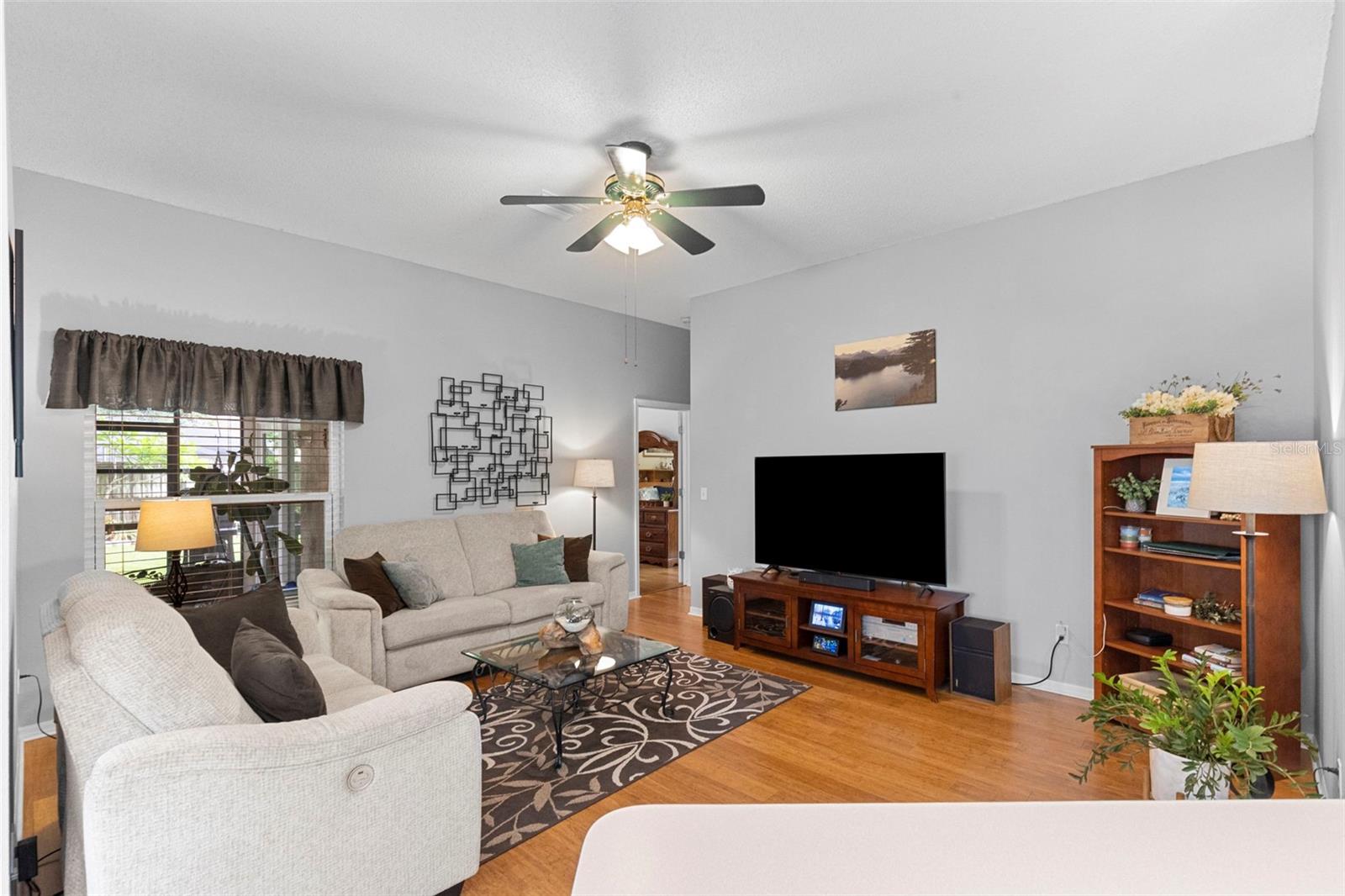 1552 SCOTCH PINE DRIVE