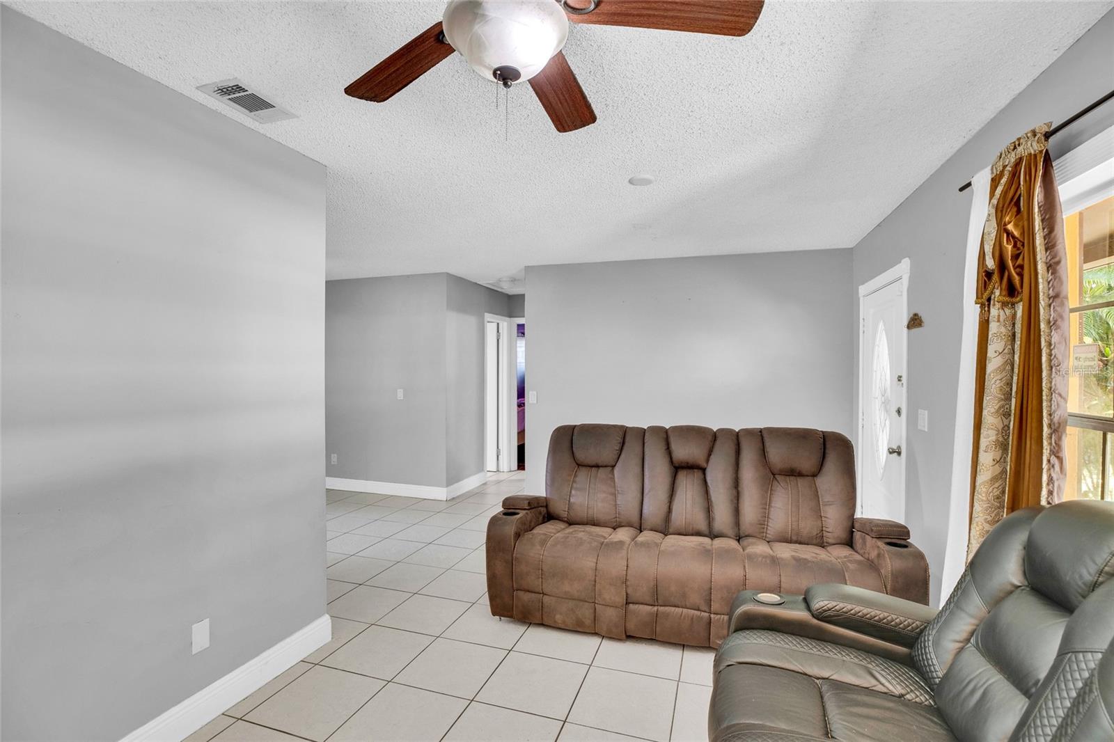 5402 SHANNON DRIVE