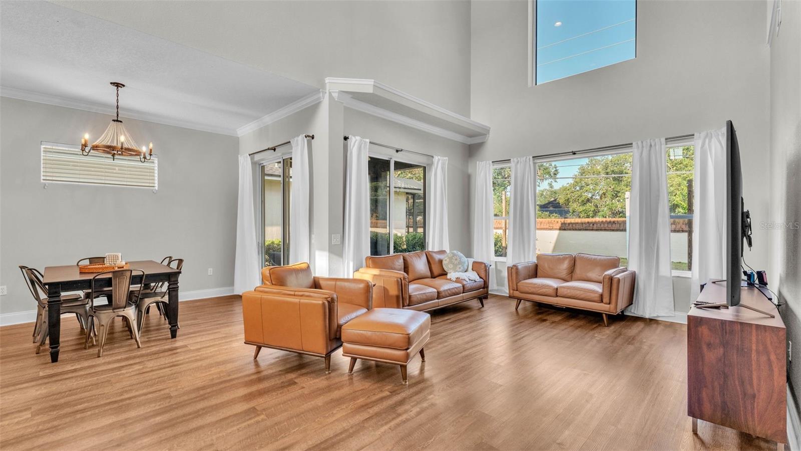 6857 EAGLE RIDGE LOOP