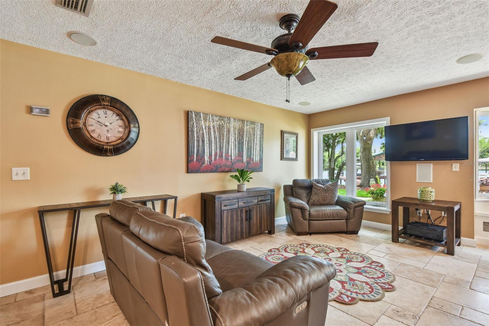 PRETTY LAKE ESTATES - Residential