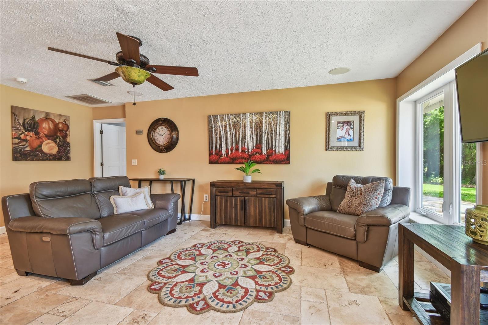 PRETTY LAKE ESTATES - Residential