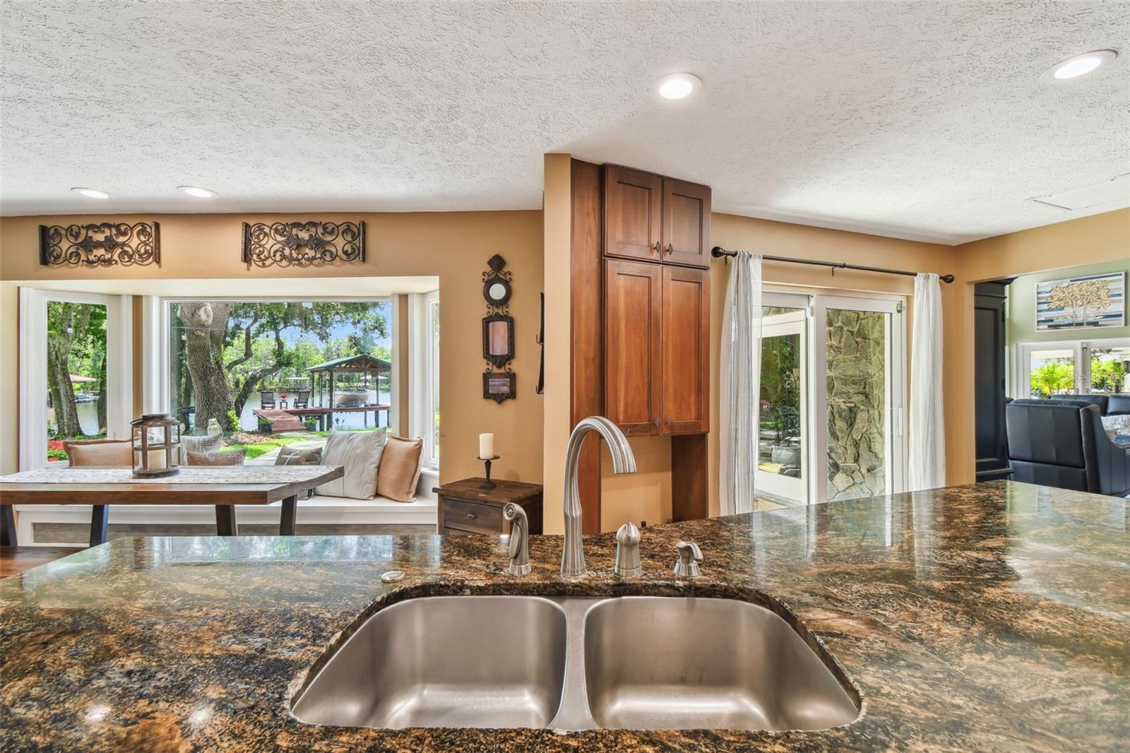 PRETTY LAKE ESTATES - Residential