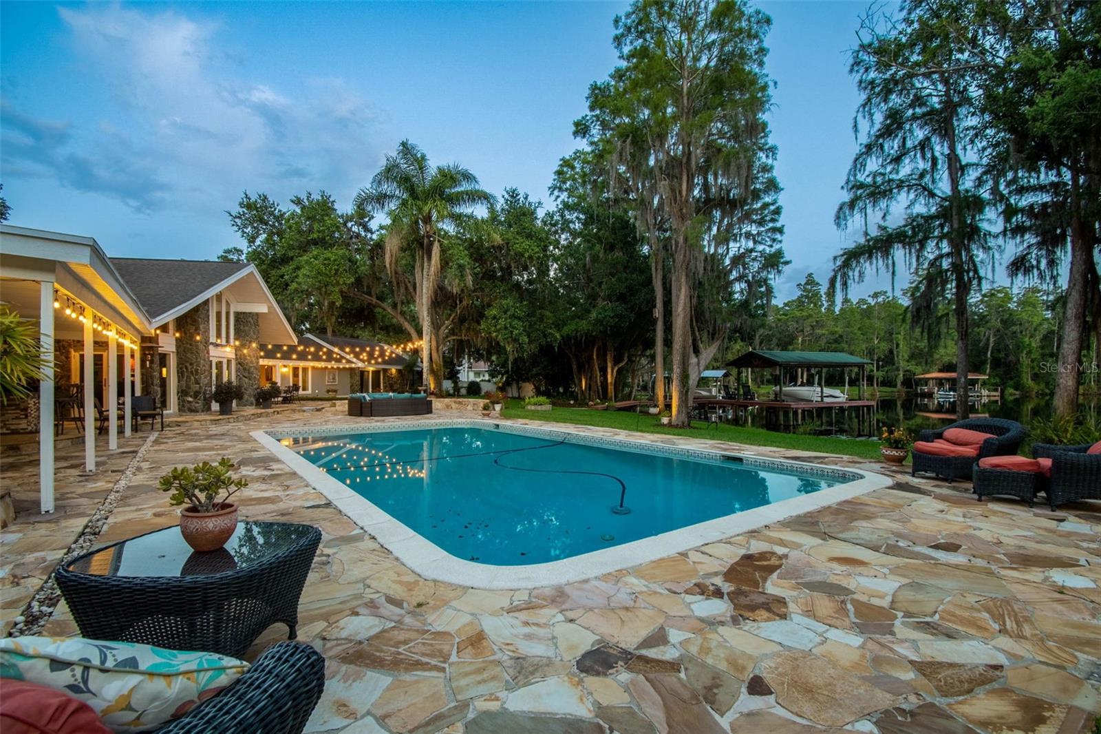 PRETTY LAKE ESTATES - Residential