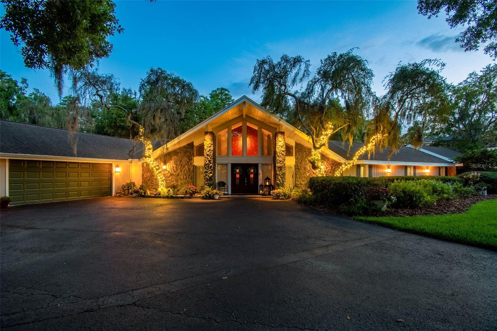 PRETTY LAKE ESTATES - Residential