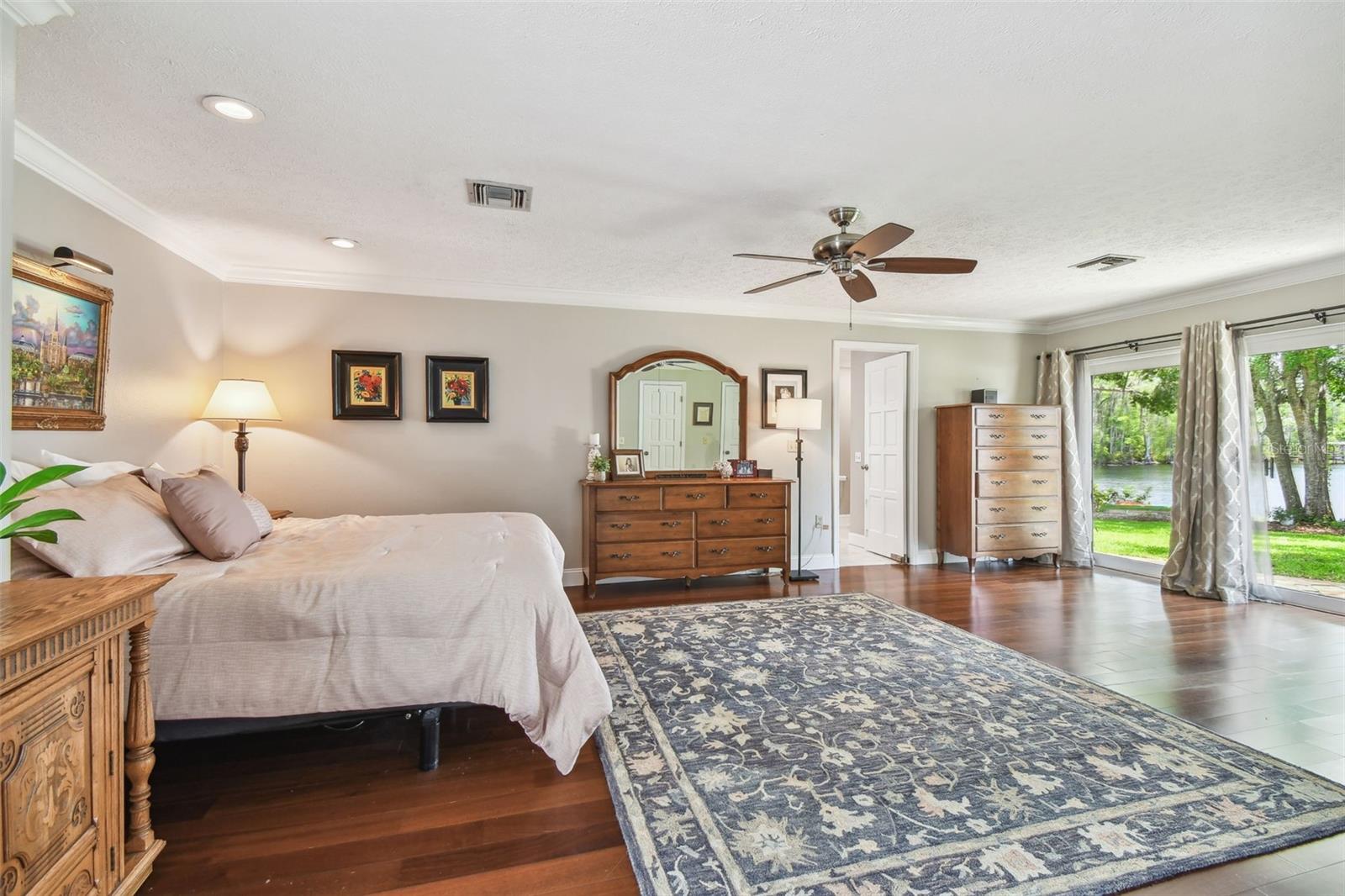 PRETTY LAKE ESTATES - Residential