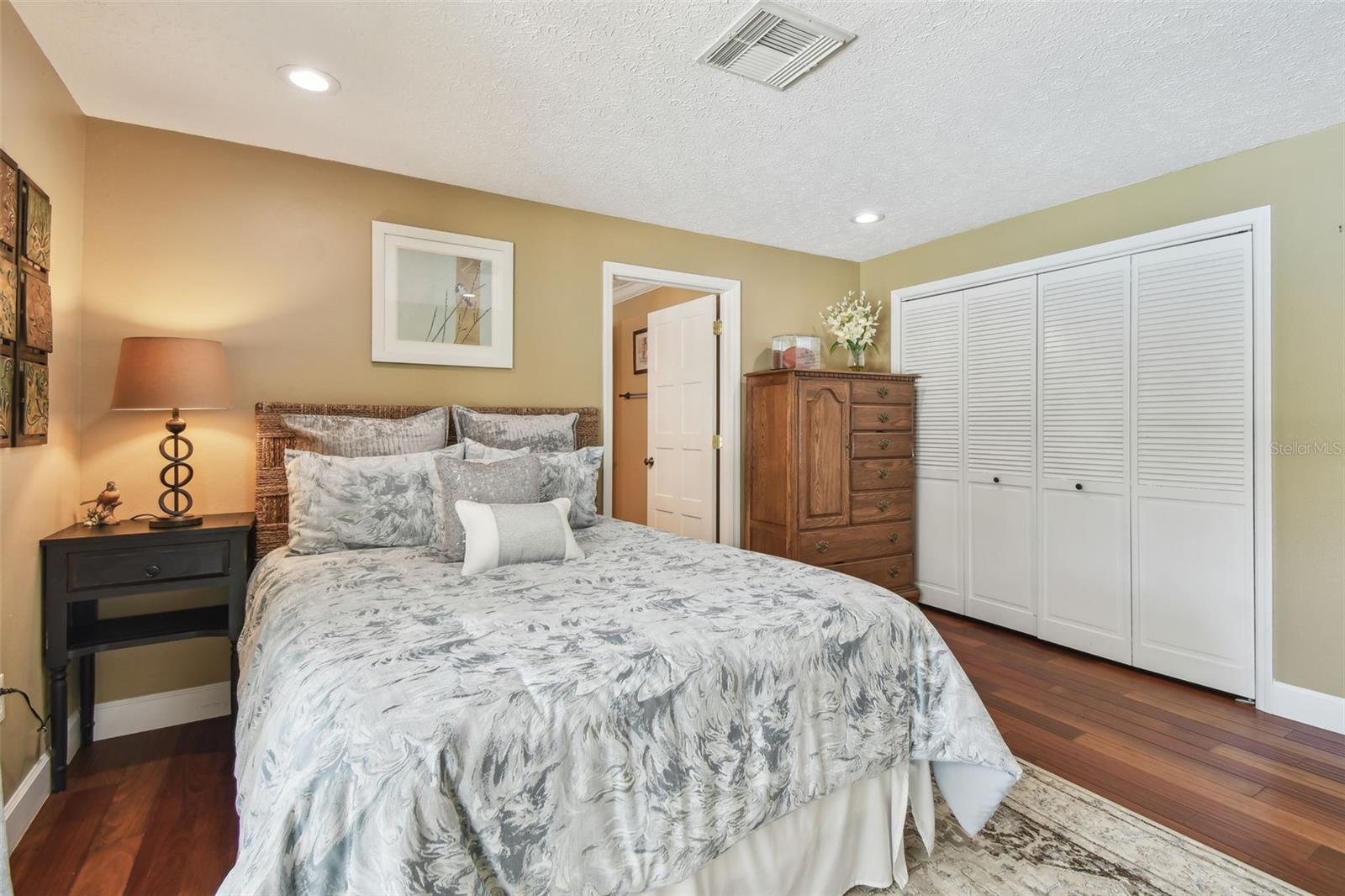 PRETTY LAKE ESTATES - Residential