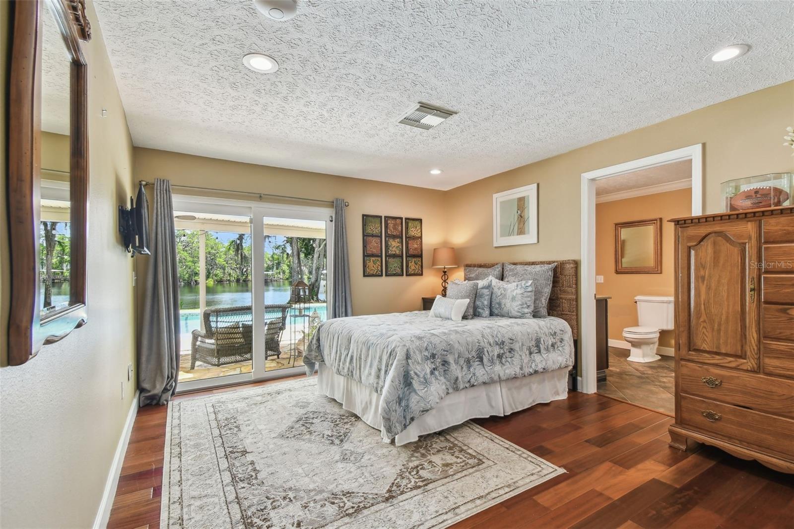 PRETTY LAKE ESTATES - Residential