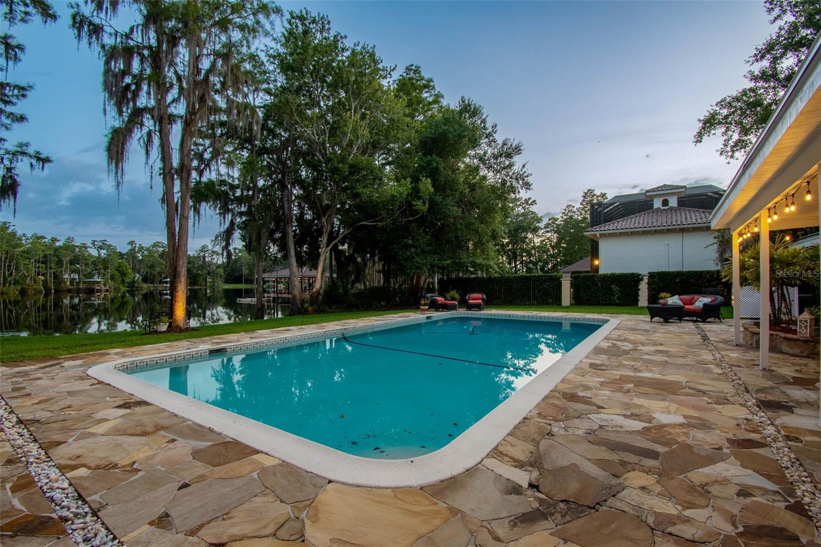 PRETTY LAKE ESTATES - Residential