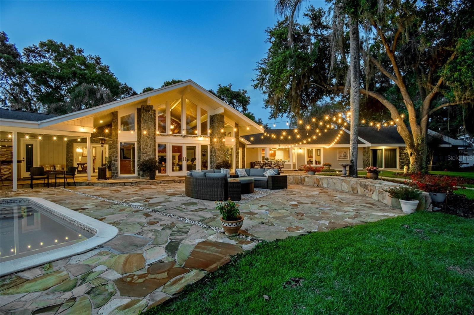 PRETTY LAKE ESTATES - Residential