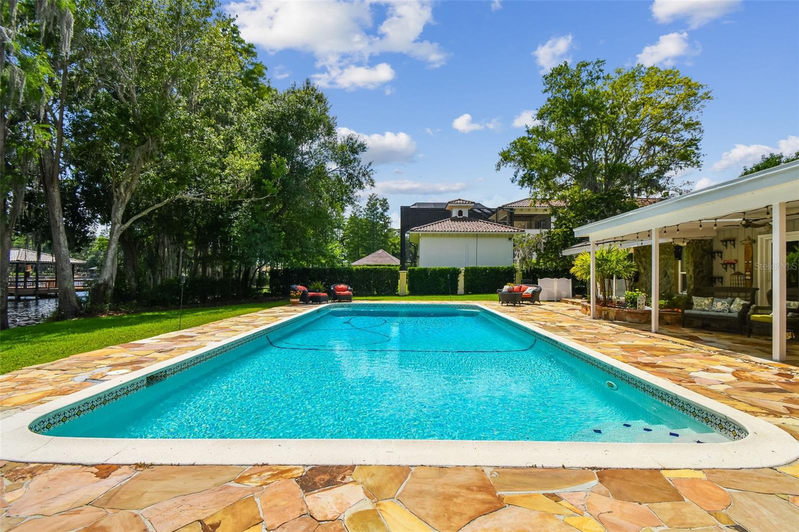 PRETTY LAKE ESTATES - Residential