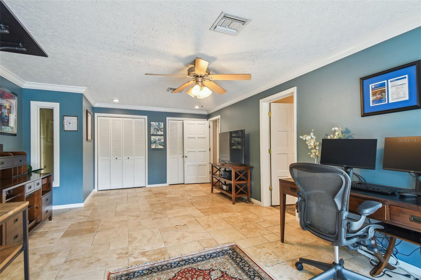 PRETTY LAKE ESTATES - Residential