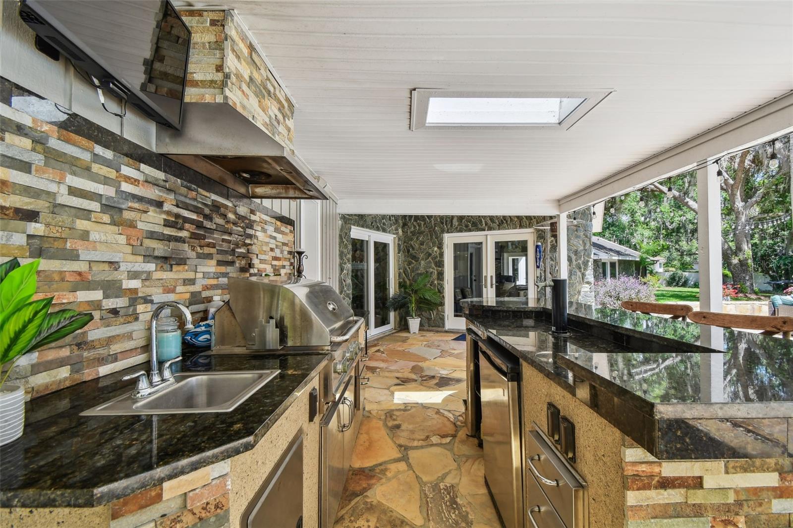 PRETTY LAKE ESTATES - Residential