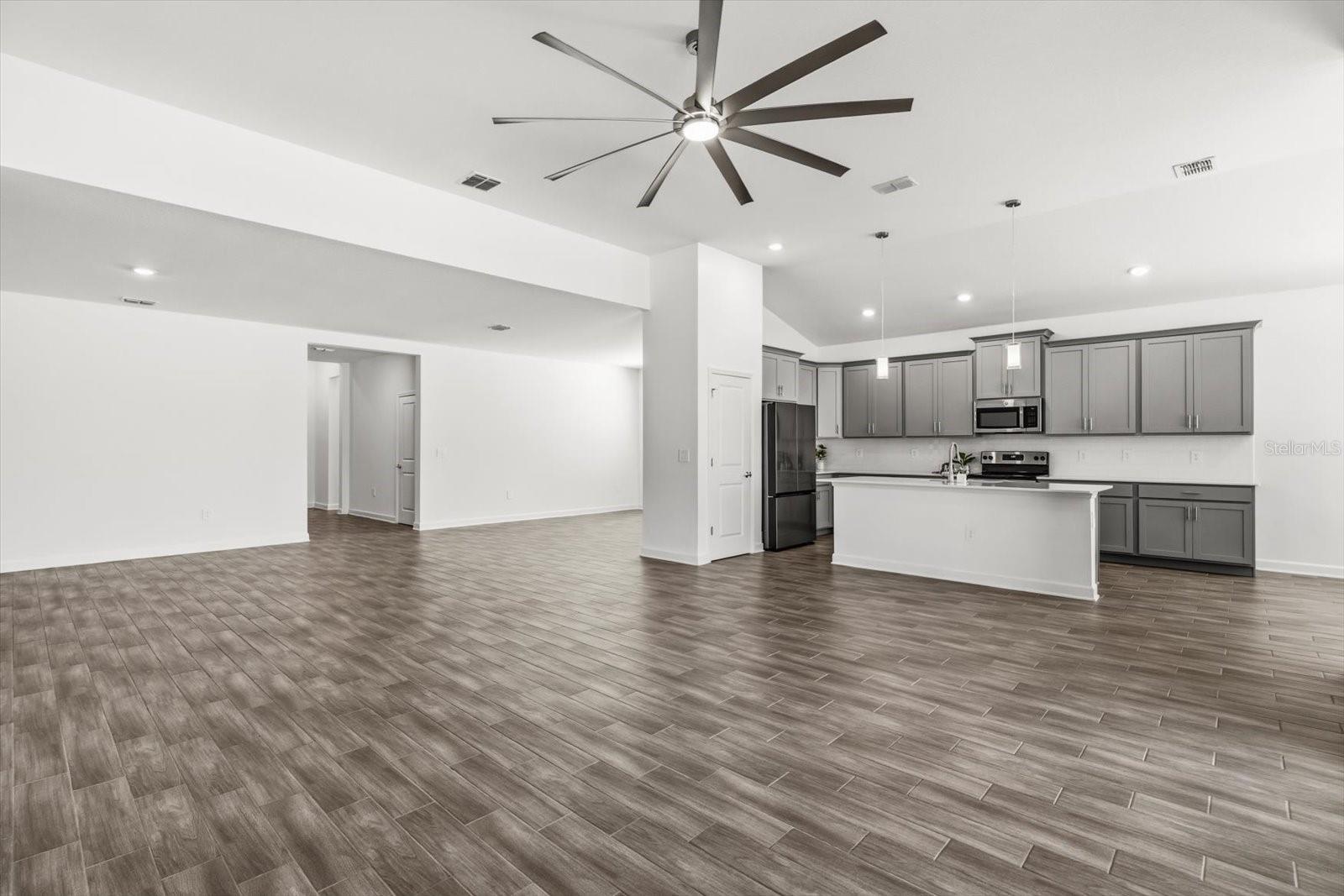 TRINITY LAKES PH 1 & 2 - Residential