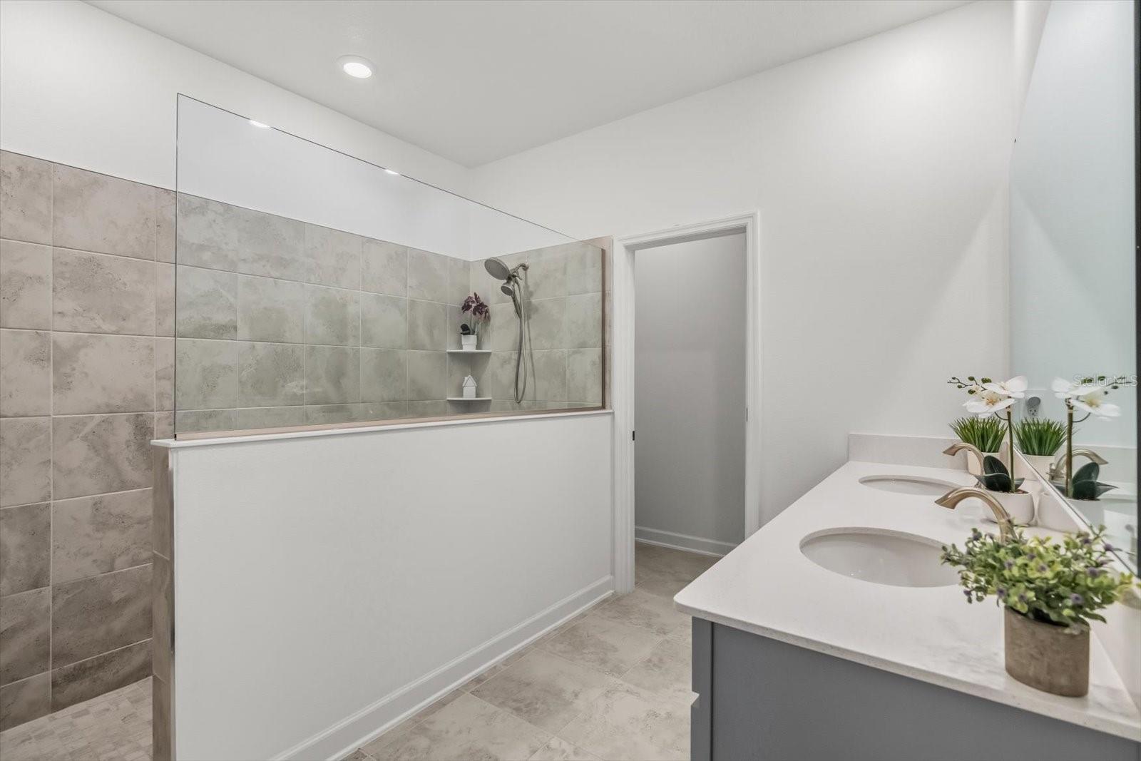 TRINITY LAKES PH 1 & 2 - Residential