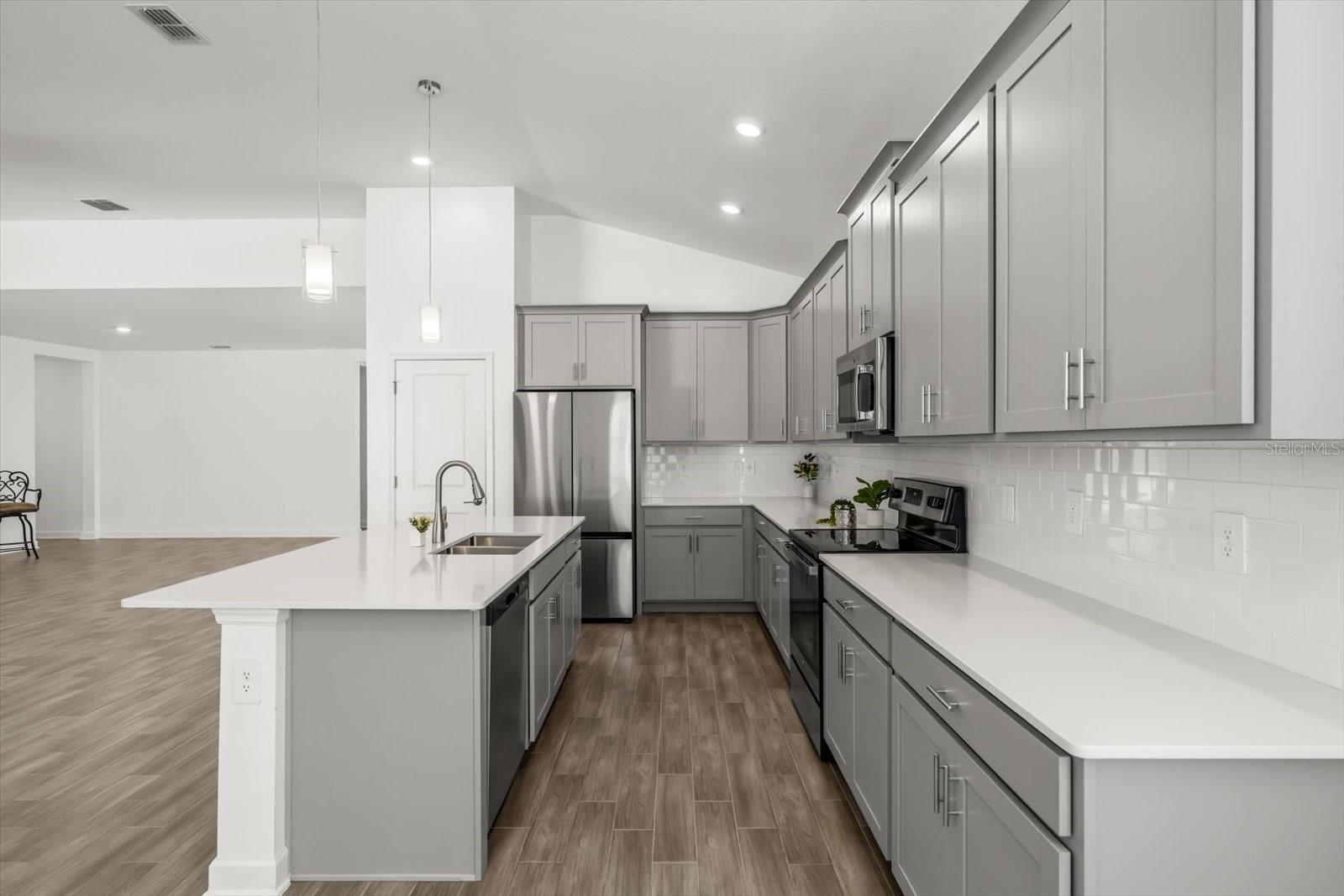 TRINITY LAKES PH 1 & 2 - Residential