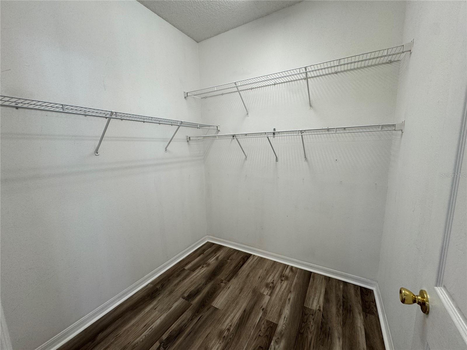 HUNTCLIFF PARK 51 48 - Residential