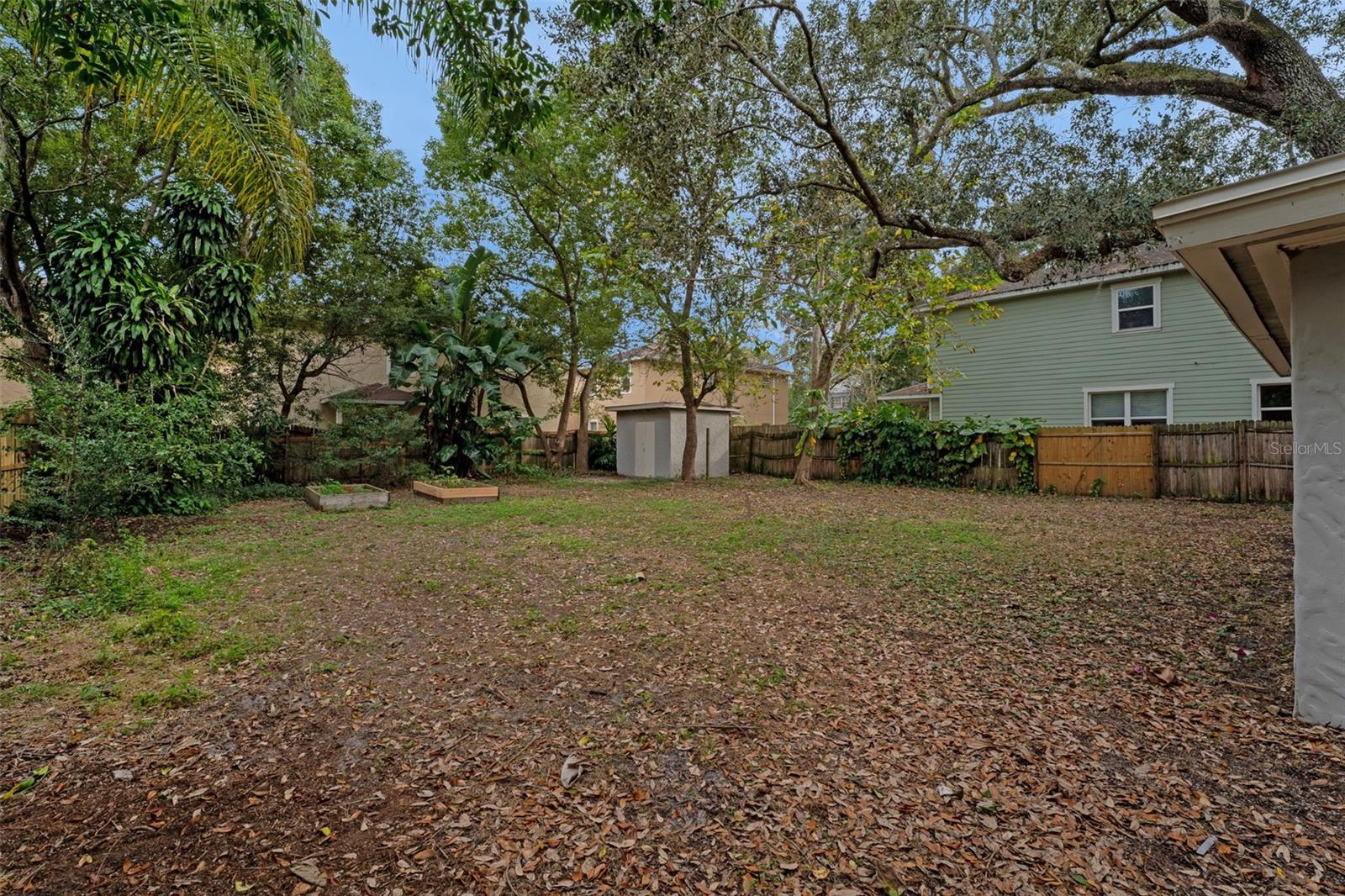 E E HARDYS SUB - Residential