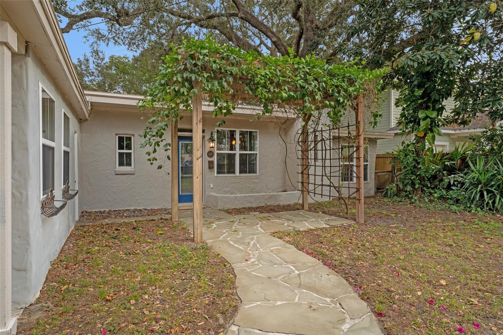 E E HARDYS SUB - Residential