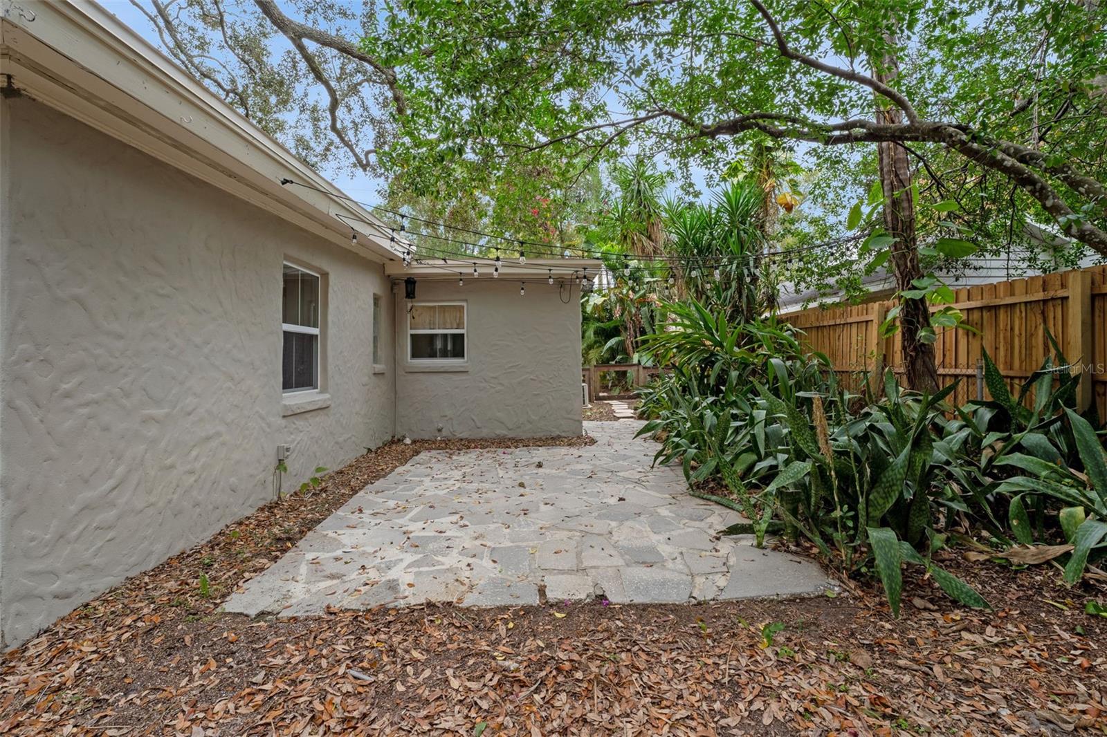 E E HARDYS SUB - Residential