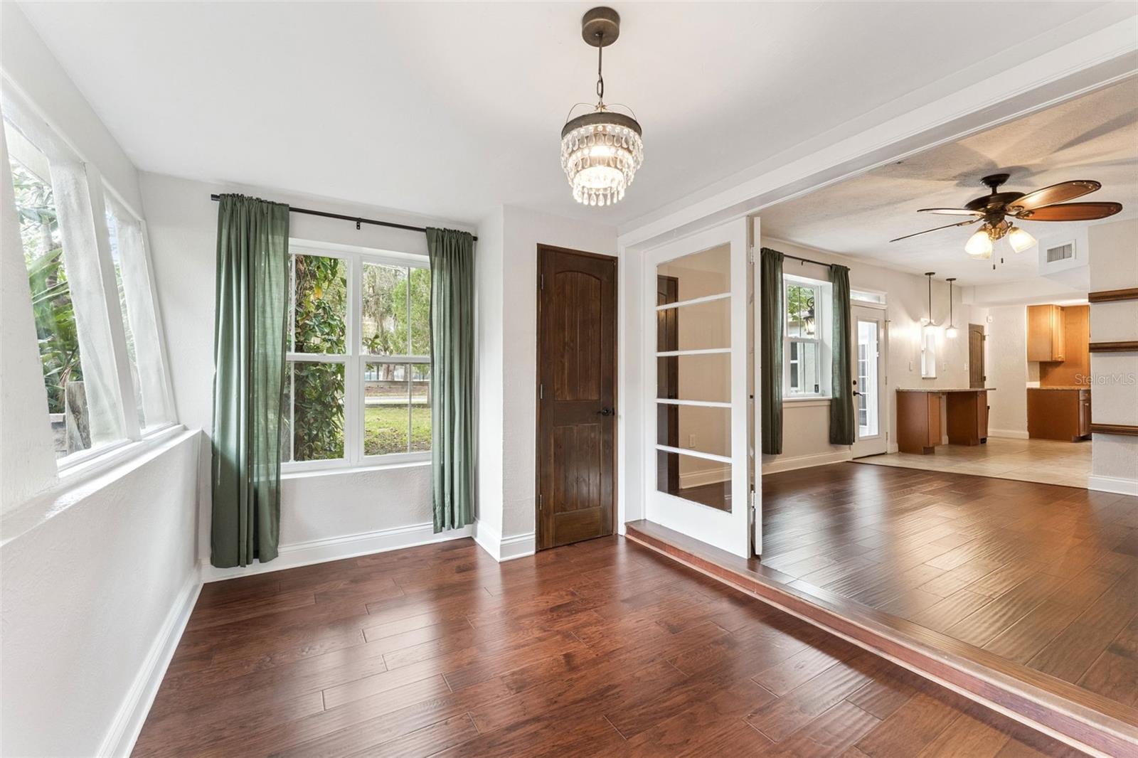 E E HARDYS SUB - Residential